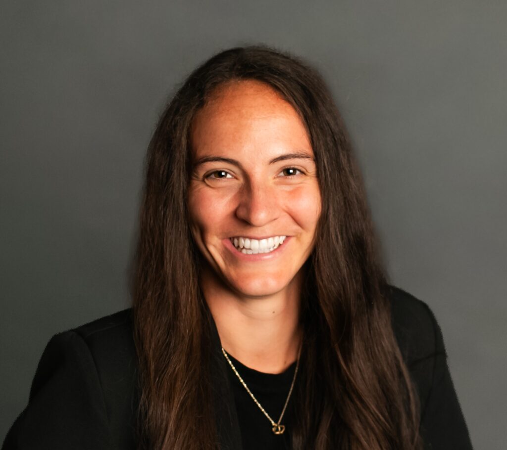 Piper Zimmerman DSA Headshot 2 cropped