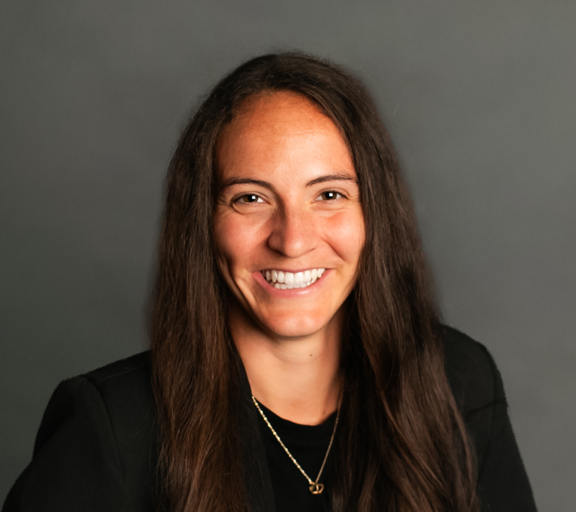 Piper Zimmerman DSA Headshot 2 cropped