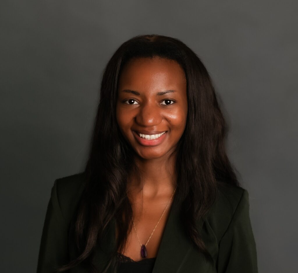 Aline Abayo DSA headshot