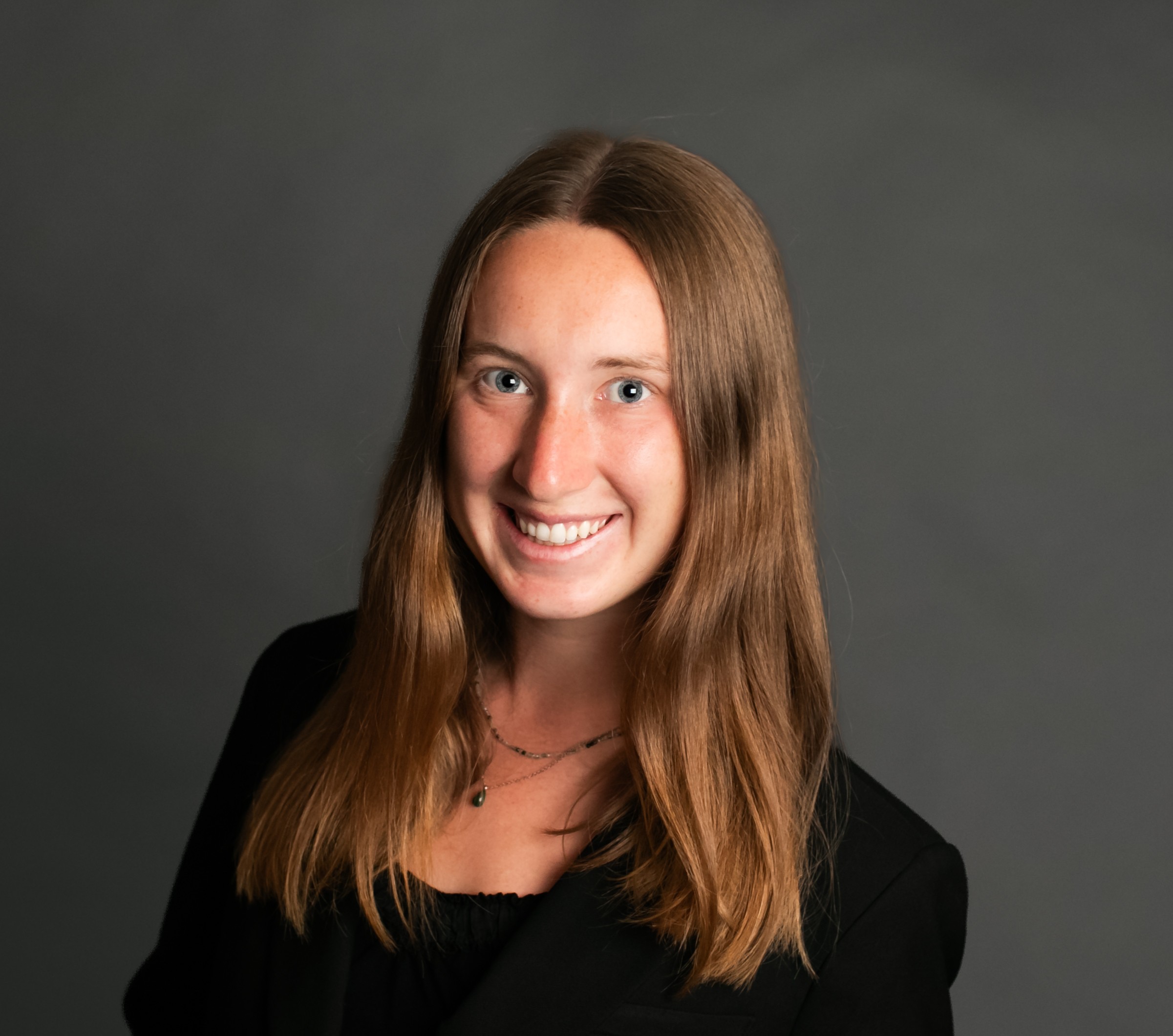 Kate Esbenshade DSA Headshot cropped